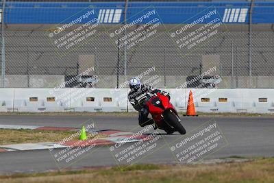 media/Nov-26-2022-Fastrack Riders (Sat) [[b001e85eef]]/Level 2/Session 3 Outside Turn 9/